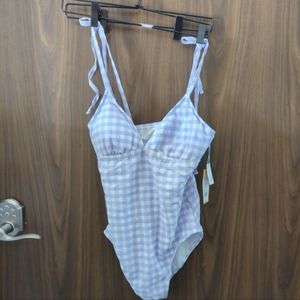 Kona sol 1 pc checkered Swimsuit small